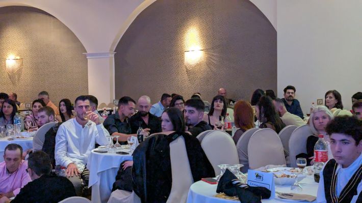 PXL_20251227_204115657.MP